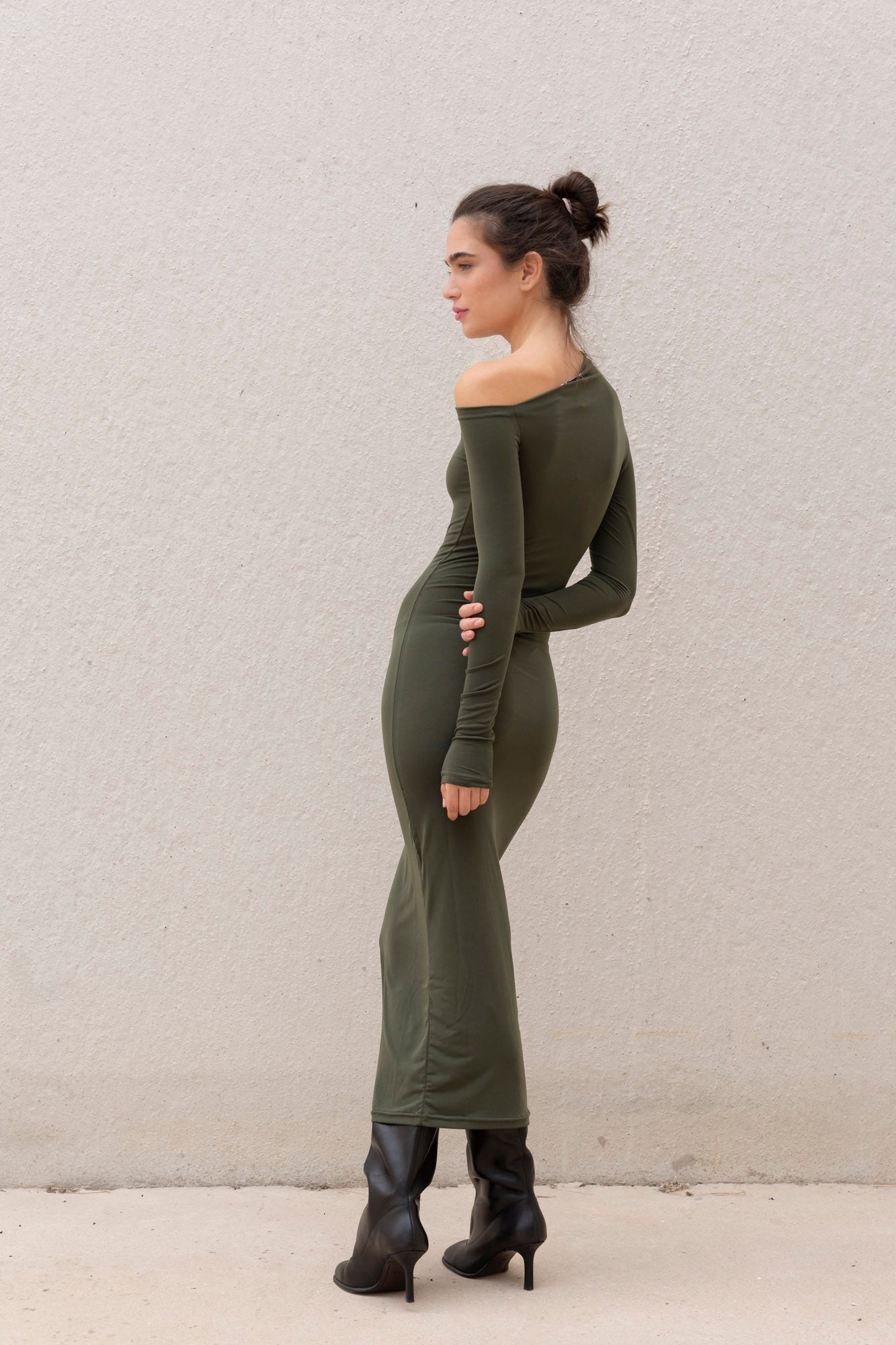 MIDI ASYMMETRIC KHAKI DRESS